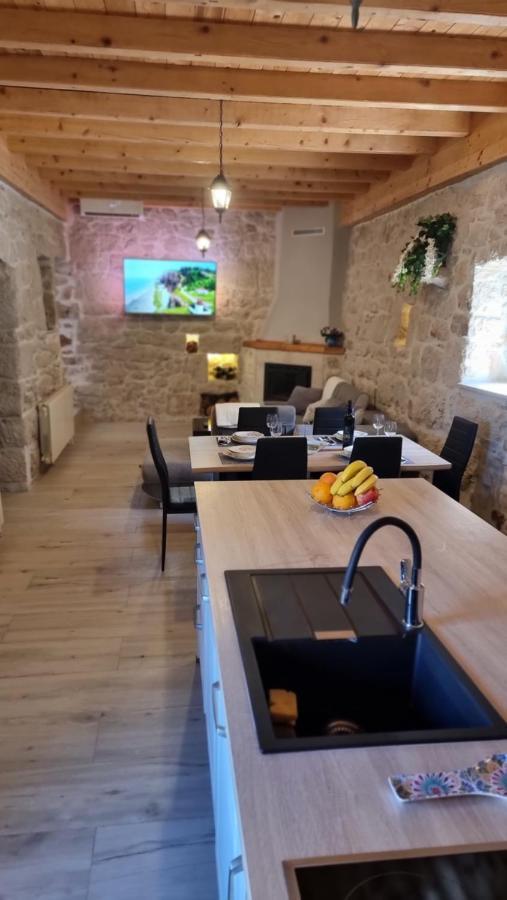 Villa Aga Zagvozd Esterno foto