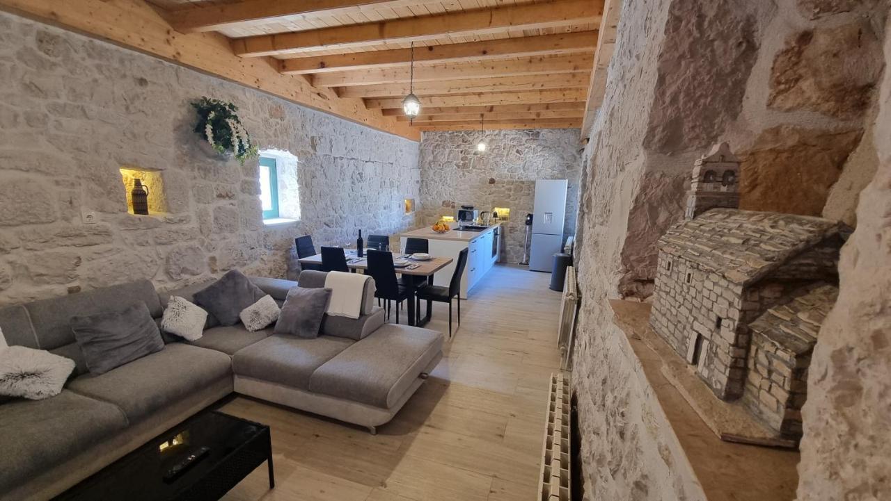 Villa Aga Zagvozd Esterno foto